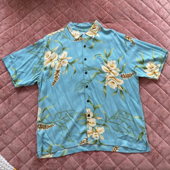 Quicksilver Edition Hawaiian Shirt - Picture 2 of 3